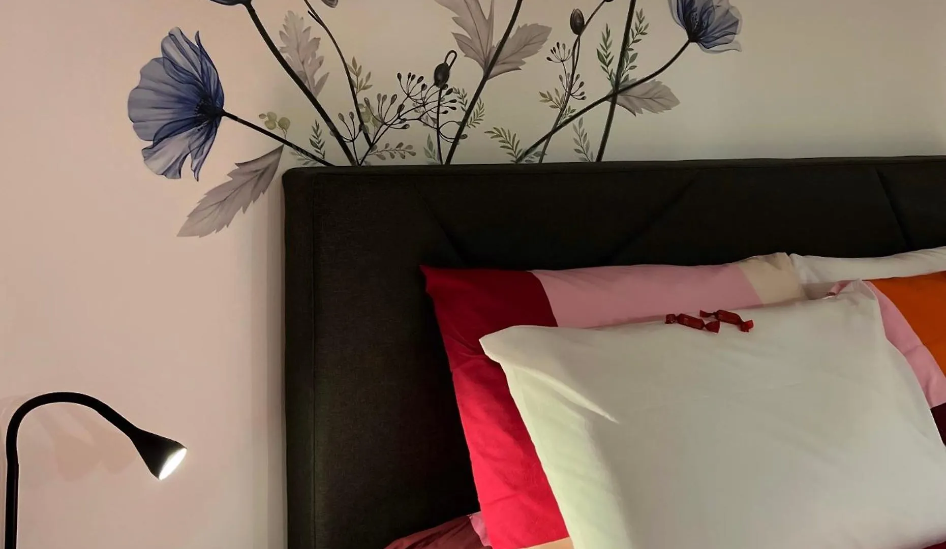 Ann' Amari Amaranto Apartment Naples Italy