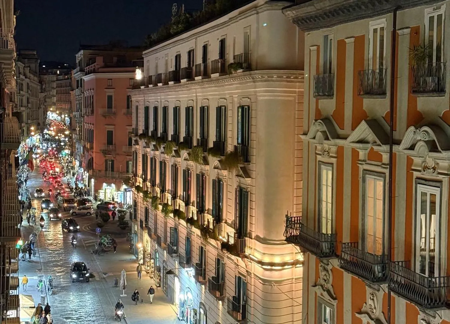 Ann' Amari Amaranto Apartment Naples Italy
