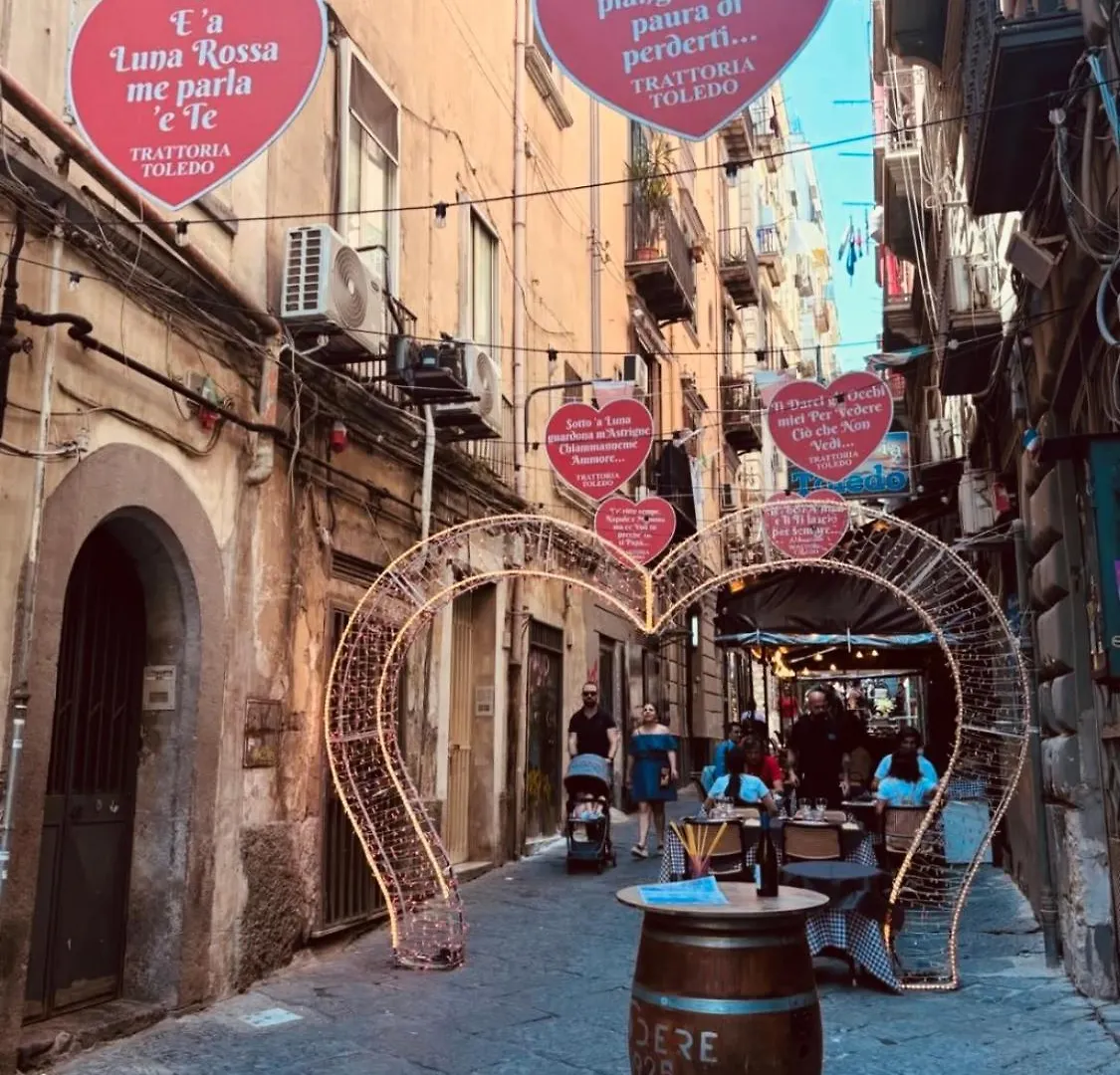 Ann' Amari Amaranto Apartment Naples Italy